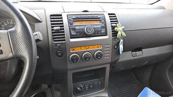 NISSAN PATHFINDER 2,5 DCI - 13
