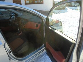 Hyundai i10 1.0 i FAMILY PLUS  75tis.km - 13