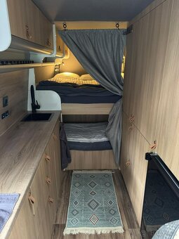IVECO Daily obytná dodávka - 13