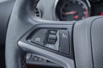 Opel Meriva 1.4 2017 1.Majiteľ - 13