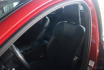Volvo V60 D3 Momentum Automat+LED+Tažné+Panorama - 13