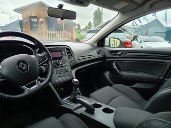 Renault Megane 1,5DCi Hatchback ČR - 13