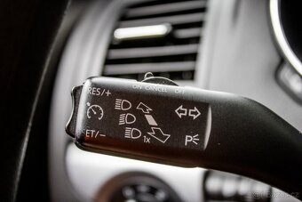 Škoda Yeti 2.0 TDI Ambition / AJ NA SPLÁTKY / PROTIÚČET / - 13