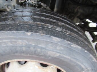 MB Axor 1829 hákový nosič kontejnerů - 13