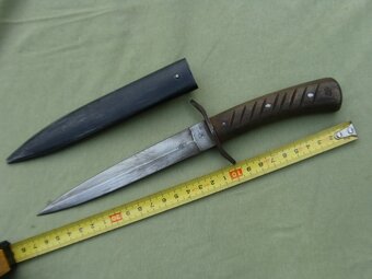 Útočný nůž tzv. boták - 13