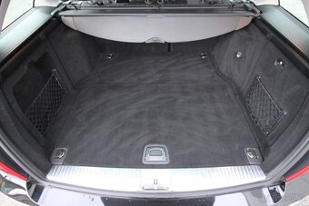 C 220CDI,W204,Face,125kw,6st.M,AVANTGARDE,ILSBi-Xen,Navi - 13