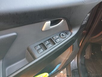 Kia Sportage r.v.2011 , 1995 ccm ,diesel, AWD ,manuál. - 13