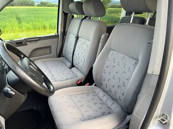 VW Caravelle T5long 2.5tdi - český původ - 13