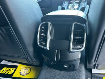 Porsche Cayenne 2016 - 13