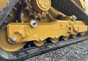 2025 Caterpillar 255 pásový smykem řízený nakladač - 13