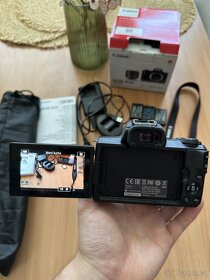 Canon EOS M50 - 13