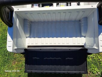 Dětské elektrické autíčko - 13