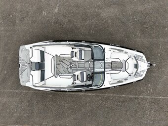 Scarab 215 ID - 13