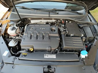 VW Passat - 13