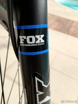 Enduro GT Sensor PRO 27,5 vel.L, FOX performance - TOP stav - 13