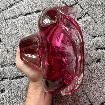 RETRO popelník Hospodka Chřibská - růžový - 13