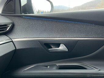 Peugeot 3008 1.5 HDi 96kW AUTOMAT KAMERA ČR - 13