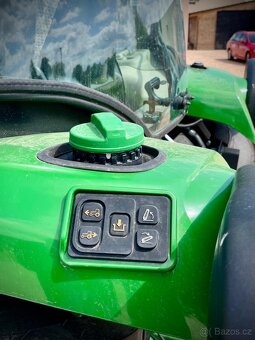 Malotraktor John Deere 4049 R - 13