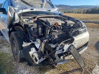 Volkswagen Golf 6 - 2.0 TDI, 103 kW, r. v. 2013 - bourané - 13