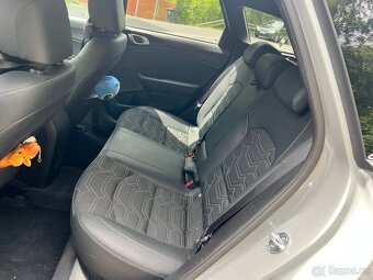 Kia Cee´d 1.5 T-GDi EDICE 30 SW - 1.majitel ČR - 14.400km - 13