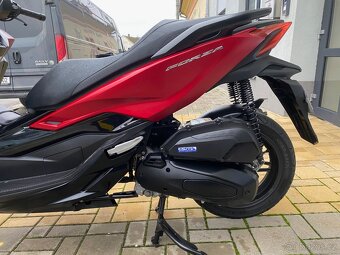 Honda Forza 125 2023 Top stav - 13
