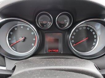 Opel Mokka 1.4 16V TURBO 103kW ENJOY ČR 1MAJITEL - 13