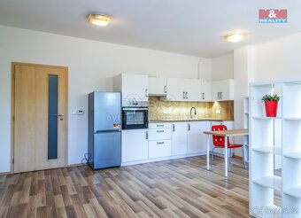 Pronájem bytu 1+kk, 42 m², Jičín, ul. Ruská - 13