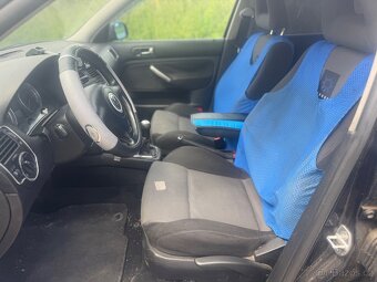 Volkswagen Bora 1,9 TDi kombi - 13