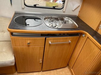 LMC Dominant 470/FRANCOUZSKÁ POSTEL - 13