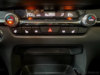 Mazda CX-30 2.0 Skyactiv X 132 kW - 13