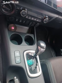 Toyota Hilux, 2.4D-4D110kw aut. CZ DPH - 13