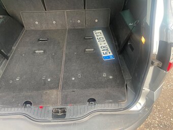 Ford S-max 2.0tdci 100kw 7místné,2009,tažné zařizeni,najeto - 13