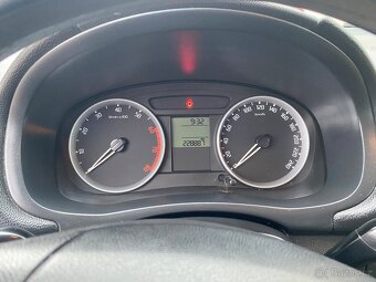 ŠKODA ROOMSTER 1.2 - 13