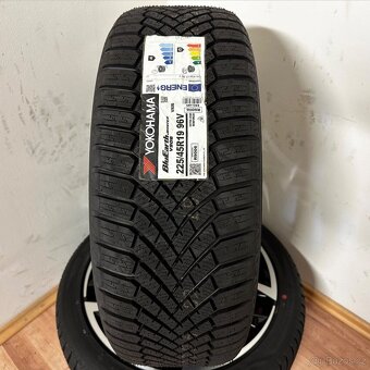 NOVÉ TOYOTA CH-R 5x114,3 R19 ET50+ZIMNÍ 225/45R19 - 13