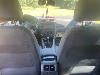 Prodám VW Golf 5,  1,4Mpi - 13