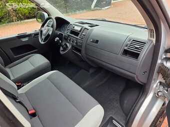 VW Caravelle T5 2.0TDI 103kW 4x4,9.míst,tažné,serviska - 13