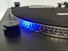 GRAMO Medion MD83821, poloautomat, USB, SD, stroboscop - 13