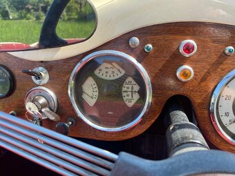 1950 Singer Nine Roadster- 1938 Singer Bantam Saloon 4 door - 13