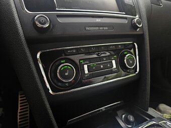 Škoda Superb combi 2.0TDI 103kw 4x4 ČR - 13