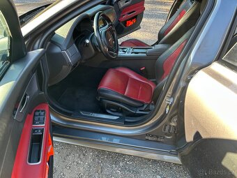 Jaguar XF 30d 221kW - 13