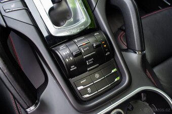 Porsche Cayenne S 4.2 Diesel II FL - 13