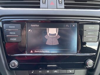 Škoda Octavia 1,6 TDi DPH 1xMaj, ALU, Výhřev - 13