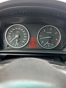 Prodám bmw e61 530d lci 173kw facelift automat - 13