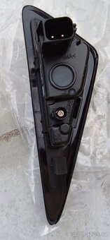 Tesla 3 Tesla Y bocní kamera side camera Tesla nova - 13