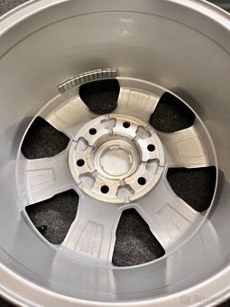 6x139.7 R17 originál alu Ford Ranger 2022 - nové - - 13
