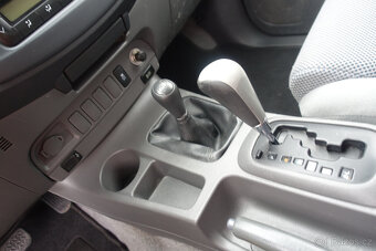 Toyota Hilux DC 3.0 I D-4D pick up A/T, 126kW, 4d. - 13