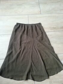 Trička, kalhoty, sukně, šaty, halenky, kraťase, pyžamo, ... - 13