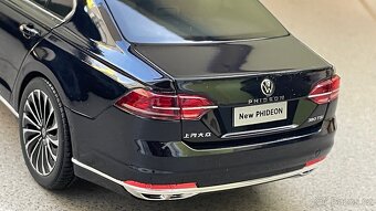 Volkswagen Phideon Paudi 1:18 - 13