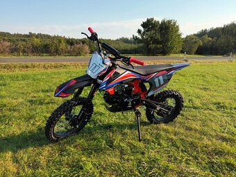 Pitbike Shark E-start 125ccm 17x14 červená - 13