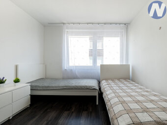 Prachatice, prodej bytu 3+1 s lodžií a garáží - 13